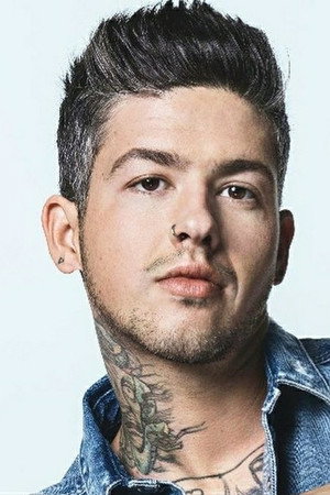 Travis Mills portrait
