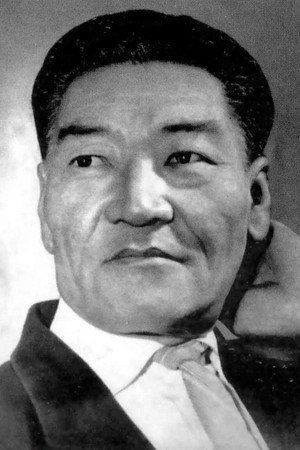 Nyamyn Tsegmid portrait