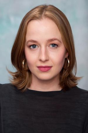 Holli Dempsey portrait