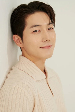 Park Min-jae portrait