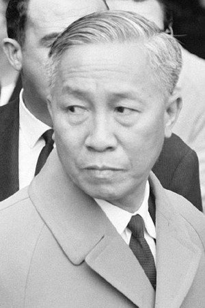 Le Duc Tho portrait
