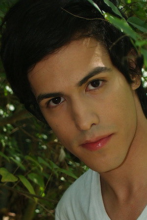 Maximo portrait