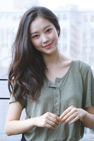 Choi Ri portrait