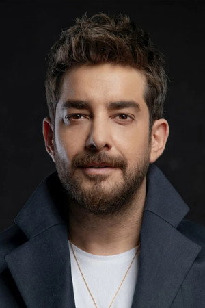 Enis Arıkan portrait