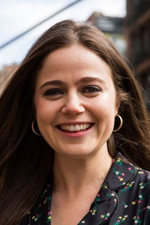 Molly Gordon portrait