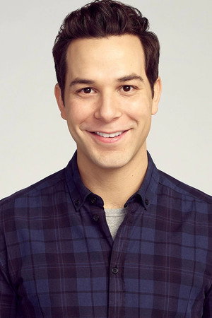 Skylar Astin portrait