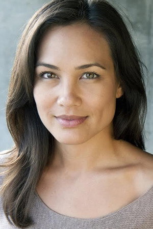Nadine Nicole portrait