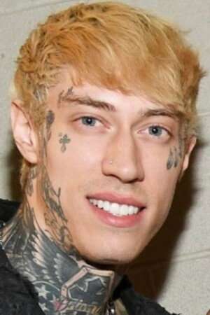 Trace Cyrus portrait