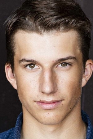 Logan Tomanek portrait