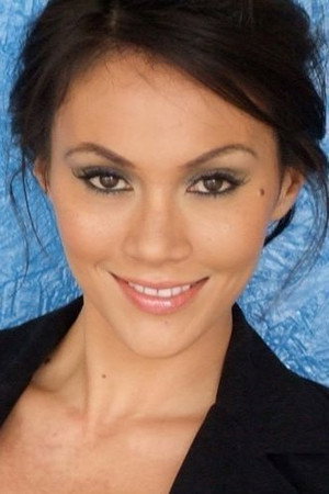 Jennifer Kairis portrait