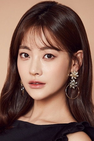 Oh Yeon-seo portrait