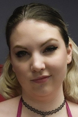 Riley Daniels portrait
