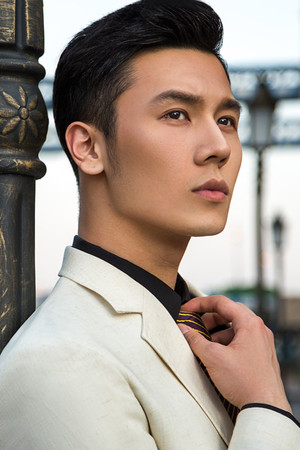 Tan Bolin portrait