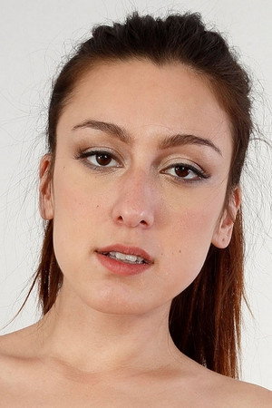 Alexa Raye portrait