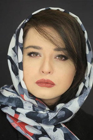 Mehraveh Sharifinia portrait