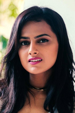 Shraddha Srinath portrait
