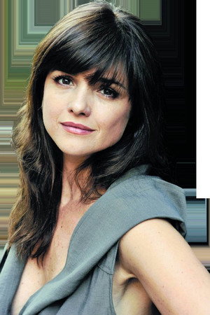 Araceli González portrait