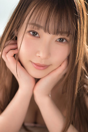 Ria Yuzuki portrait