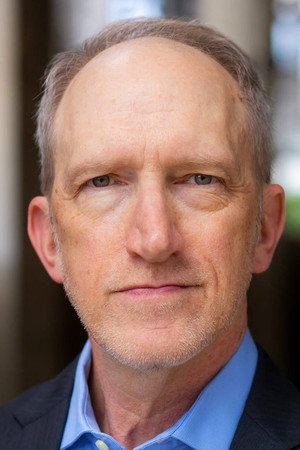 Tim Parati portrait