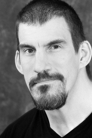 Robert Maillet portrait