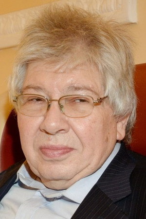 Kirill Razlogov portrait
