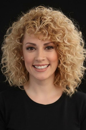 Açelya Topaloğlu portrait