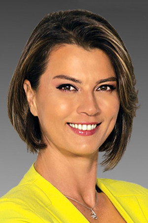 Açelya Akkoyun portrait