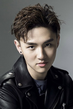 Miao Xi Lun portrait