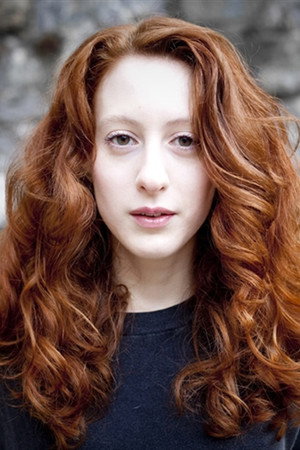 Roxane Duran portrait