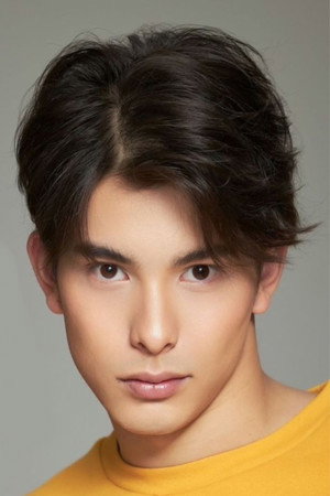Dom Petchtamrongchai portrait