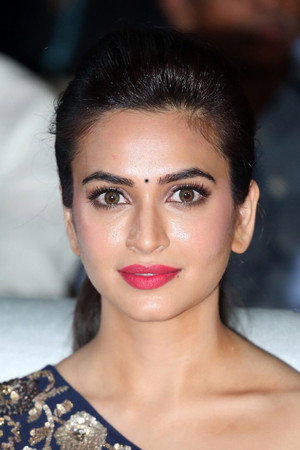 Kriti Kharbanda portrait