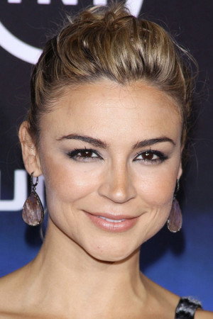 Samaire Armstrong portrait