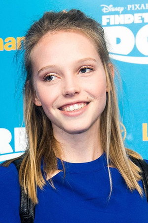 Lina Larissa Strahl portrait