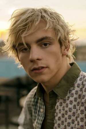 Ross Lynch portrait