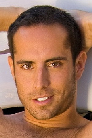 Leed Scott portrait