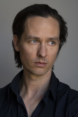 Tom Schilling portrait