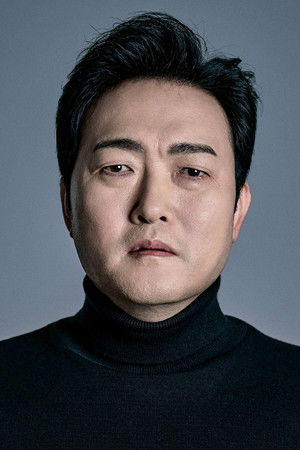 Lee Jun-hyeok portrait
