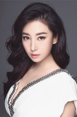JJ Jia portrait