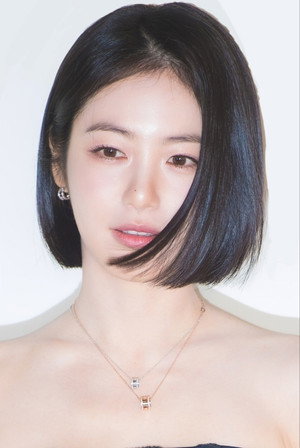 Shin Ye-eun portrait
