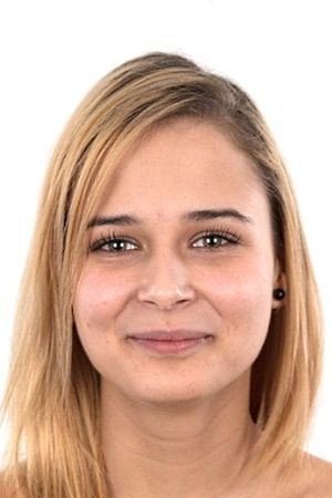 Anett Tea portrait