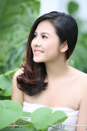 Vân Trang portrait