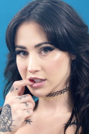 Demi Morgan portrait