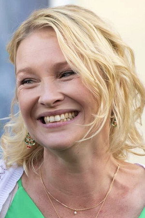 Joanna Page portrait