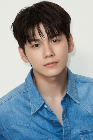Ong Seong-wu portrait