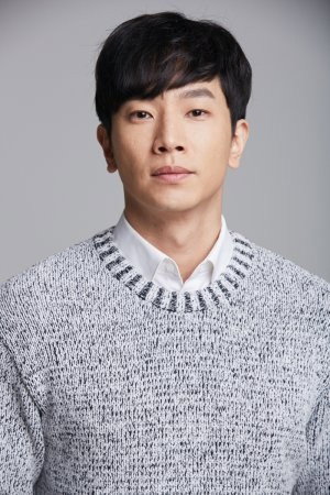 Kim Zio portrait