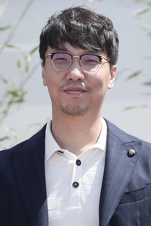 Yoon Jong-bin portrait