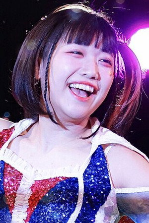Momoka Hanazono portrait