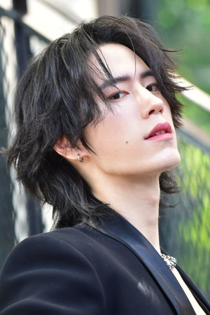 Xia En portrait