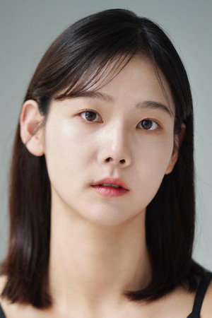 Lee Ye-sol portrait