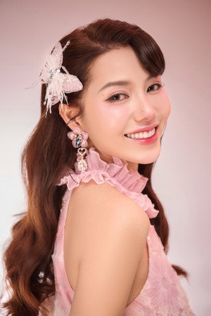 Nhi Katy portrait